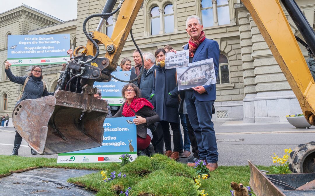 Le lancement de la double initiative à Berne le 26 mars 2019 en images